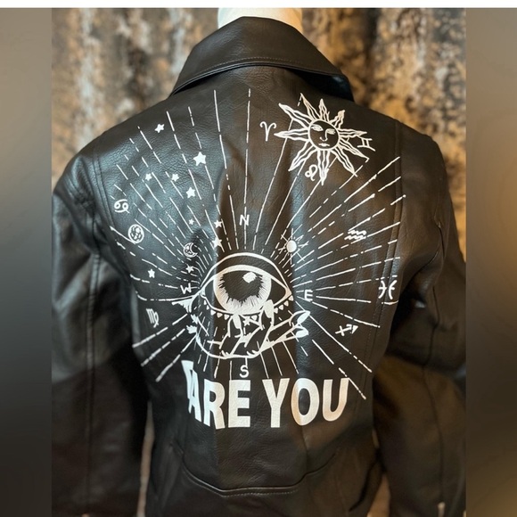 GRAFFITI BLK FAUX LEATHER “DARE YOU” JACKET/ BRAND NEW NO TAGS / SZ LARGE - Picture 2 of 3